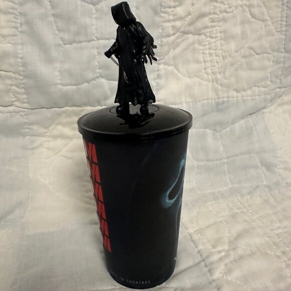 Scream 6 VI Ghost Face AMC CUP, Topper and Lid Raised Knife, no straw - Picture 4 of 7